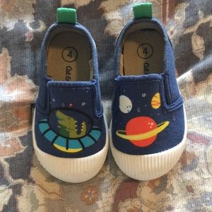 Cat and Jack toddler canvas shoes.  Size 4